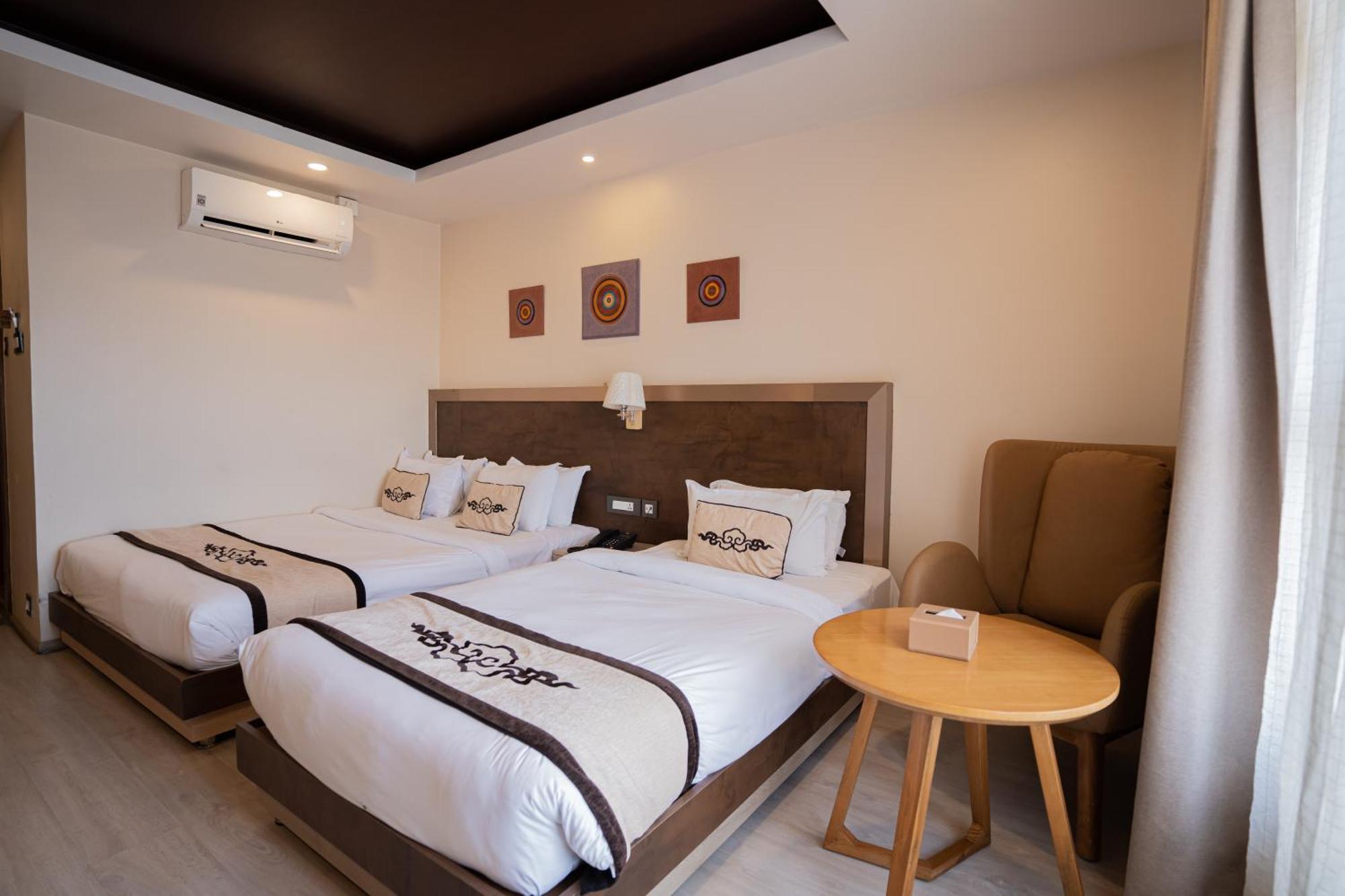 Lavie Residence And Spa Катманду Екстериор снимка