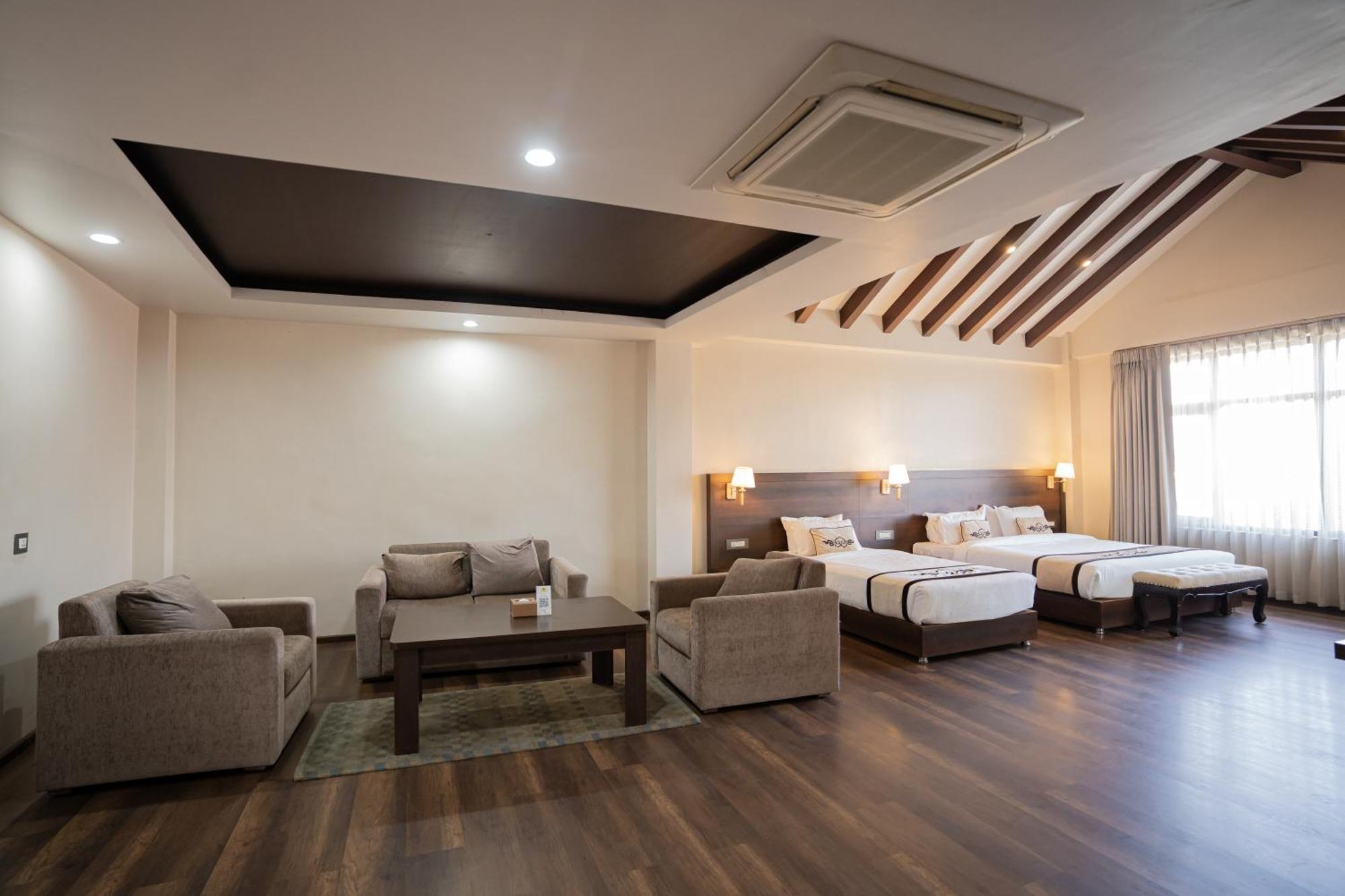 Lavie Residence And Spa Катманду Екстериор снимка